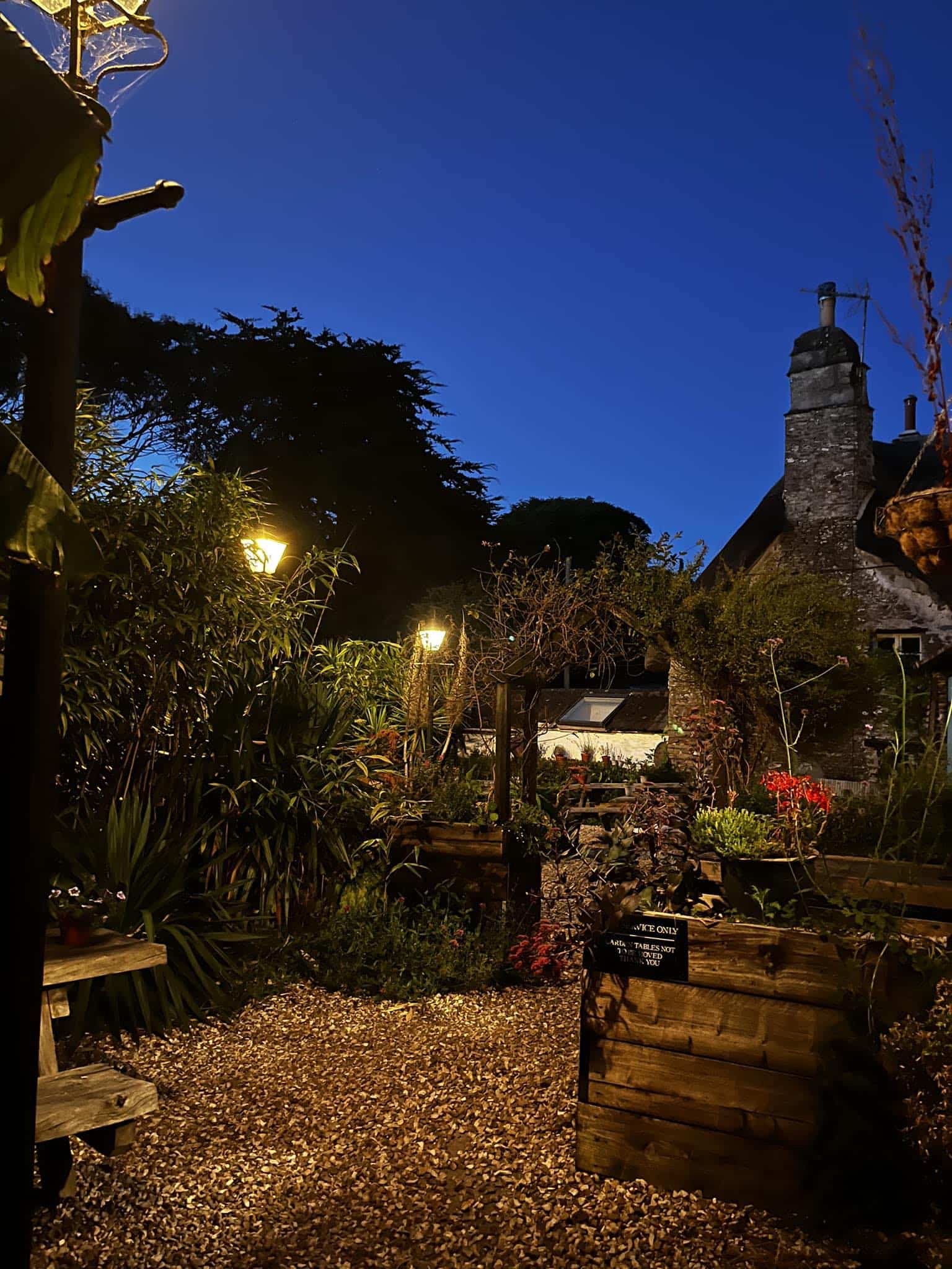 The Journeys End Inn Cover Image
