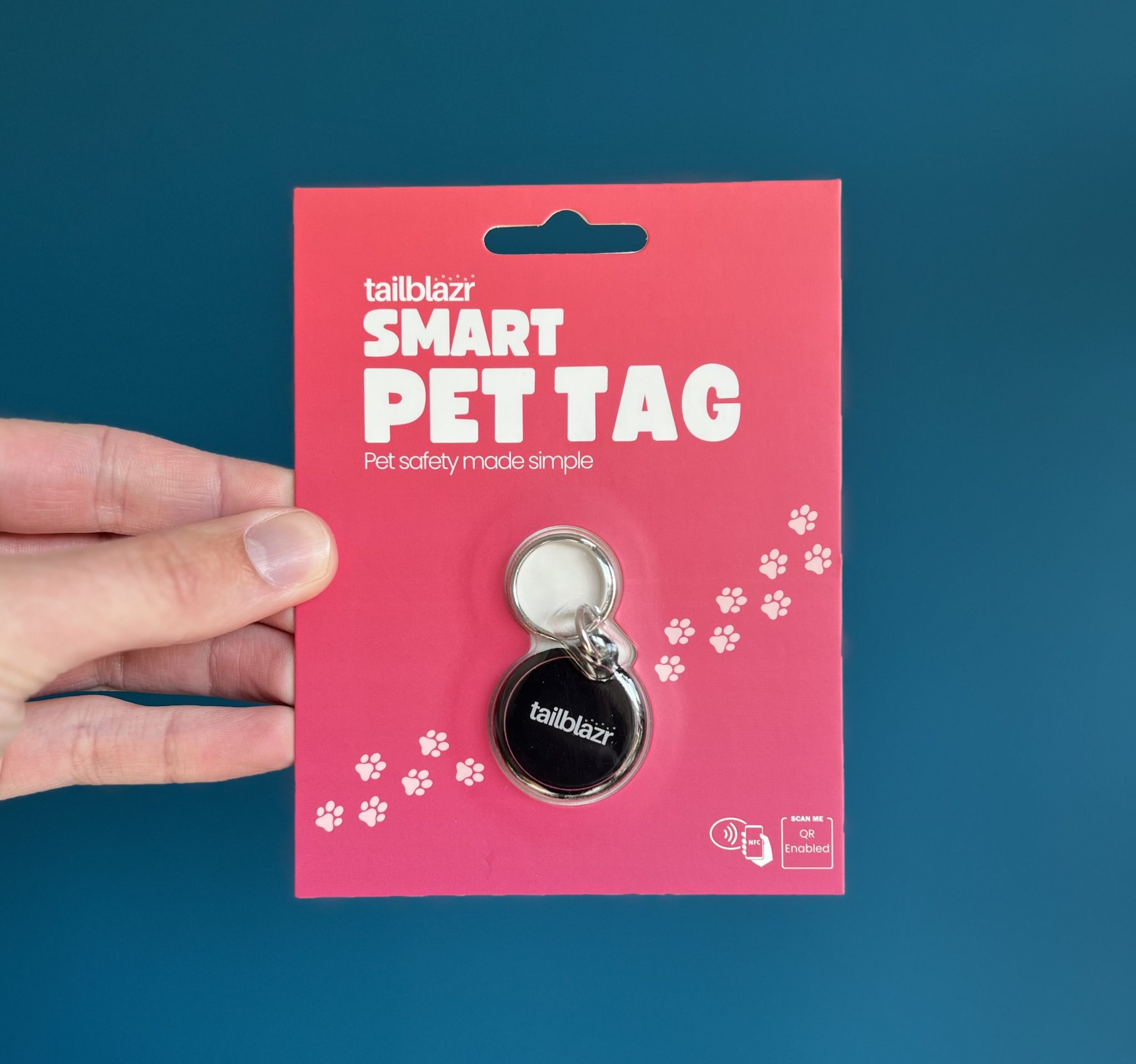 Smart pet tag on packaging with QR code
